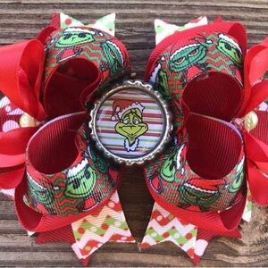 NWT Grinch Christmas Hair Bow for Girls New Handmade Multi Layered